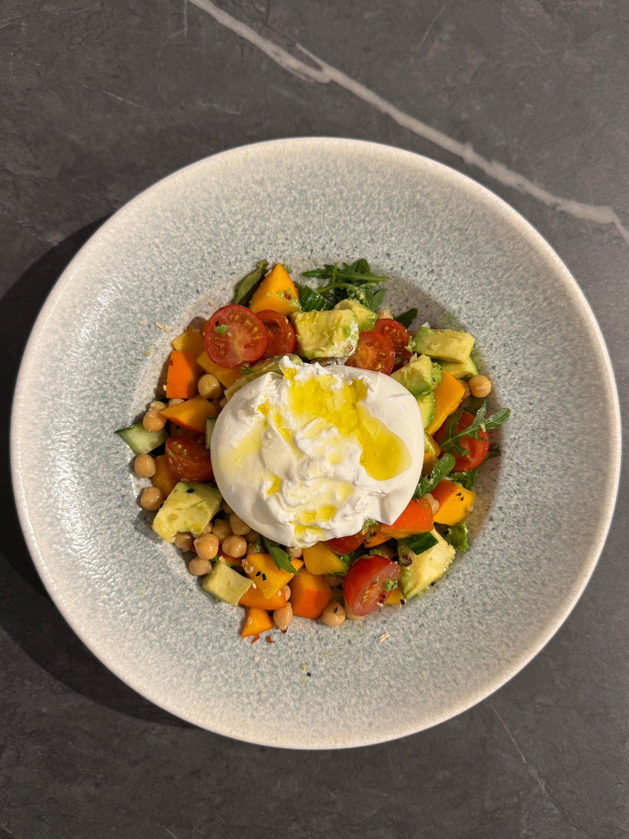 Burrata dubenėlis su avinžirniais 🥑